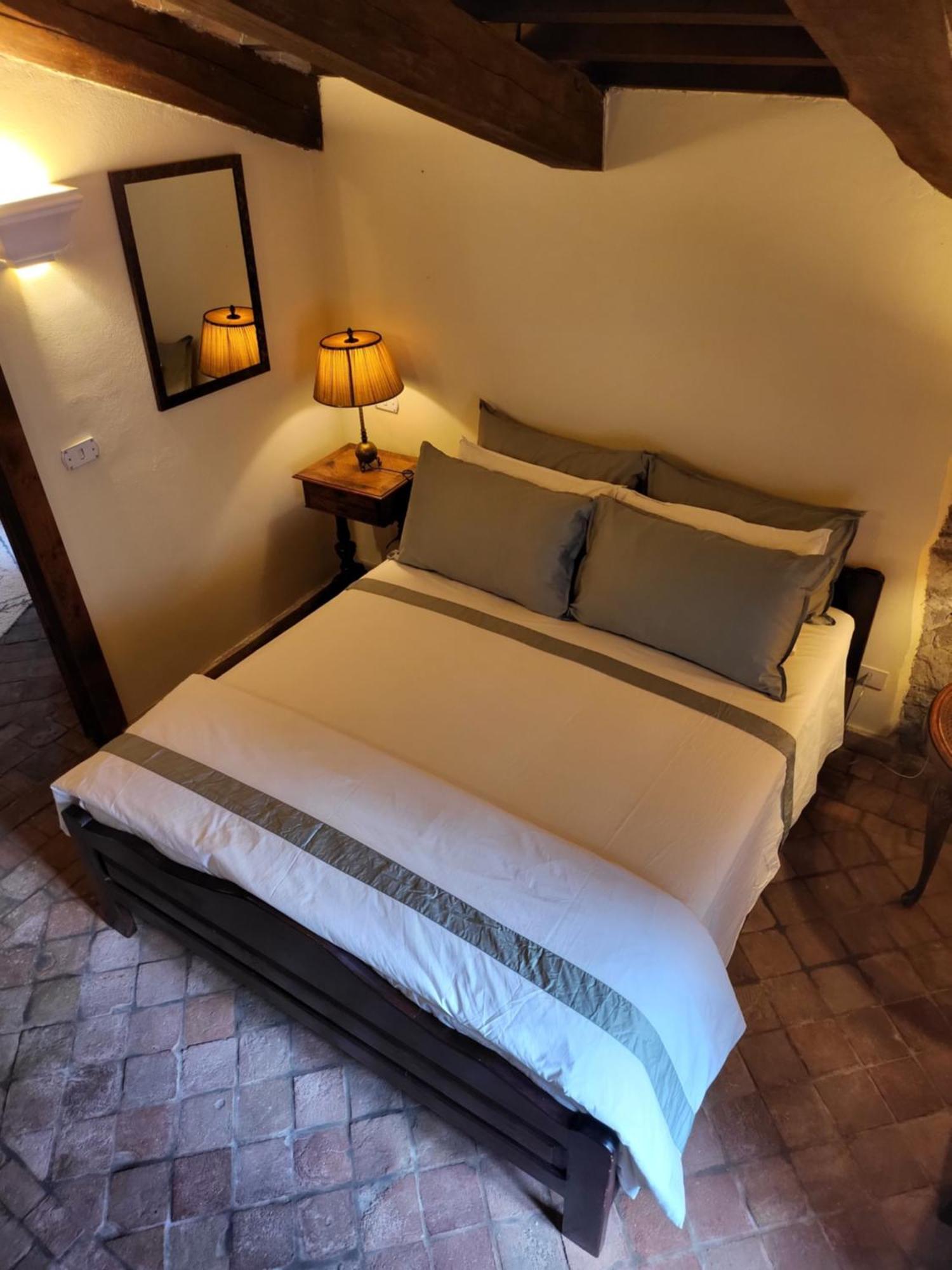 Country House La Collina Di Bargiano - Casa Raffaella Allerona Экстерьер фото