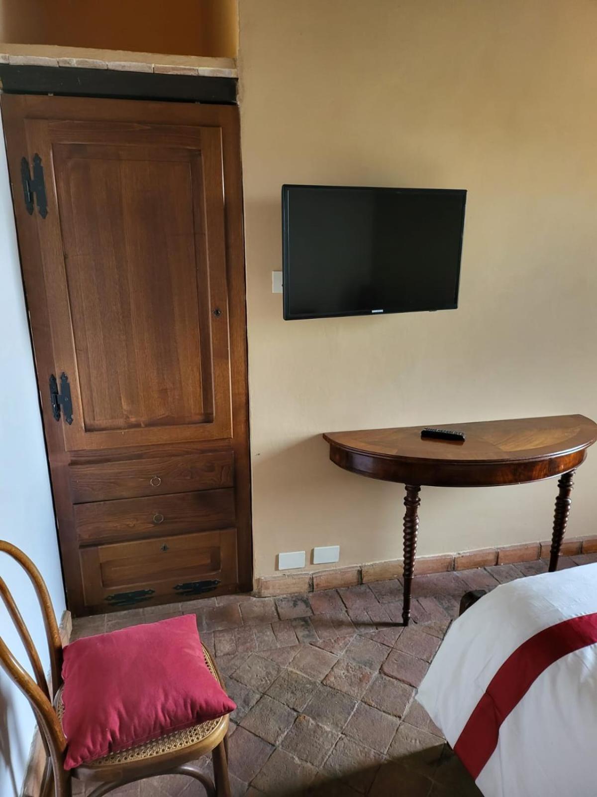 Country House La Collina Di Bargiano - Casa Raffaella Allerona Экстерьер фото