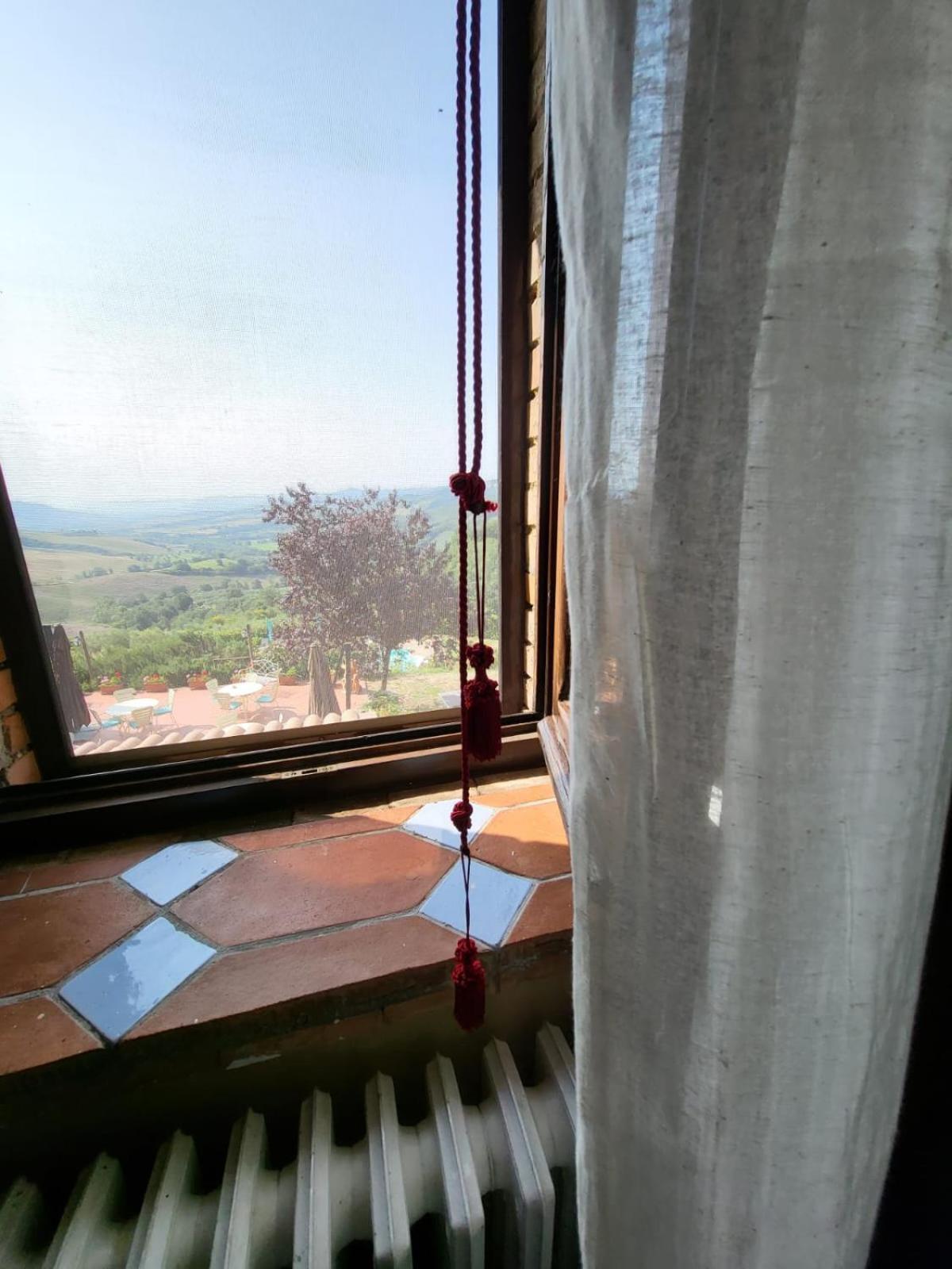 Country House La Collina Di Bargiano - Casa Raffaella Allerona Экстерьер фото
